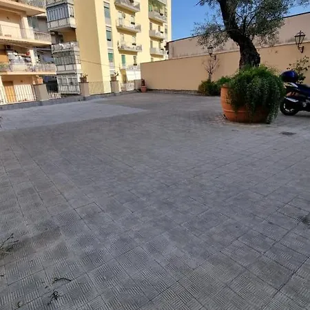 Le Dimore Del Corso Ii - Sicily Stay, Fra Catania, Taormina, Il Mare E L'etna *